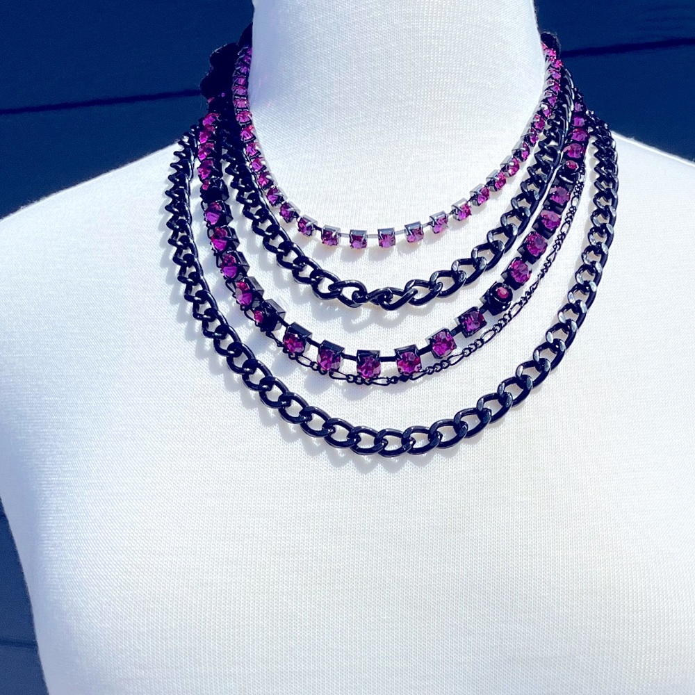 Betsey Johnson Y2K VINTAGE Pink and Black Statement Necklace NWT